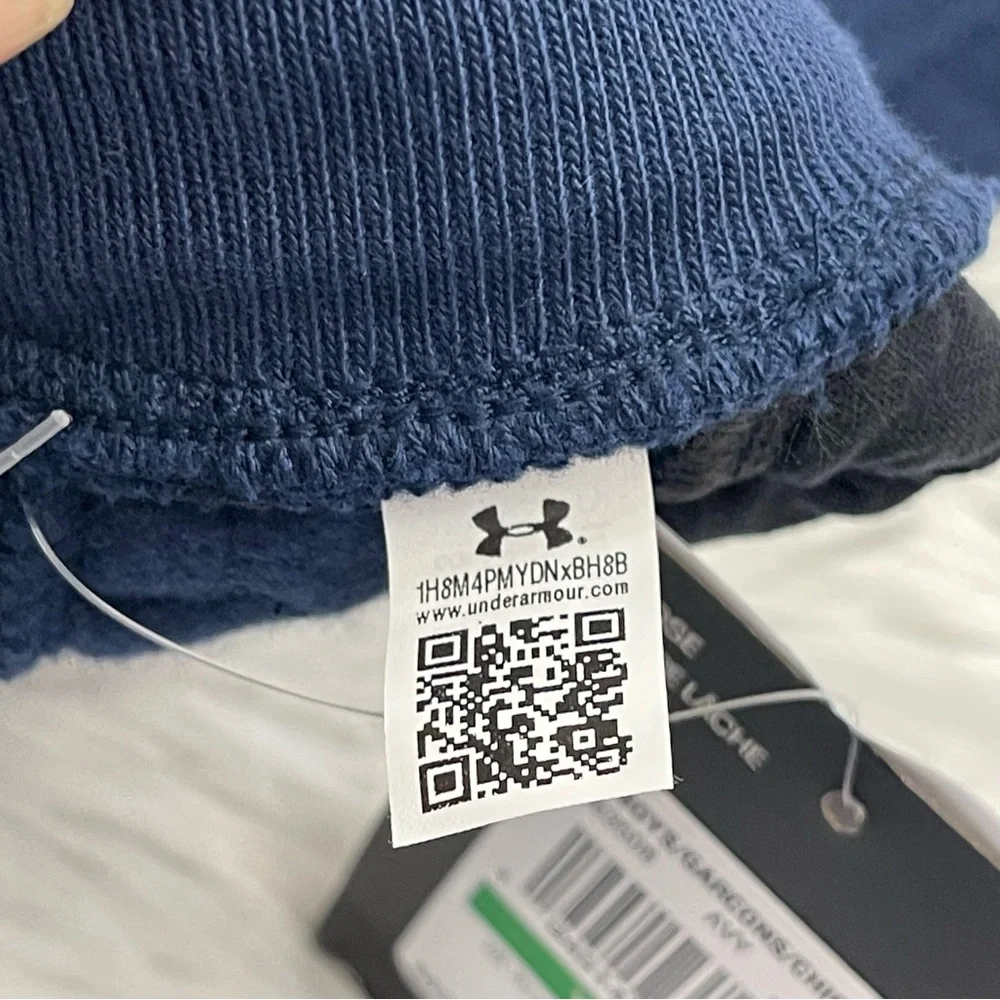 UNDER ARMOUR BOYS LOOSE YOUTH L, NWT